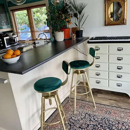 Woonark Westeinder With Kayaks Close To Schiphol Airport Aalsmeer