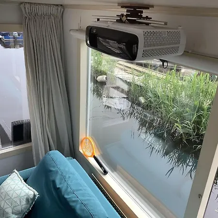 Woonark Westeinder With Kayaks Close To Schiphol Airport *